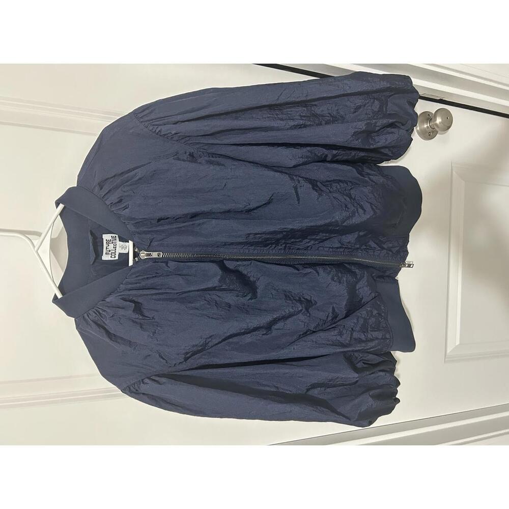 NWT Future Collective Women's Navy‎ Blue Windbreaker Jacket, Size Small
